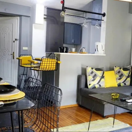 Sweet House In The Heart Of