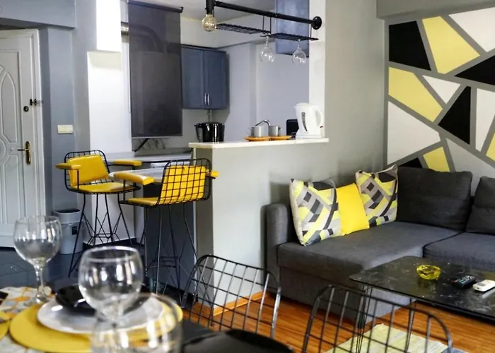 Sweet House In The Heart Of イスタンブール