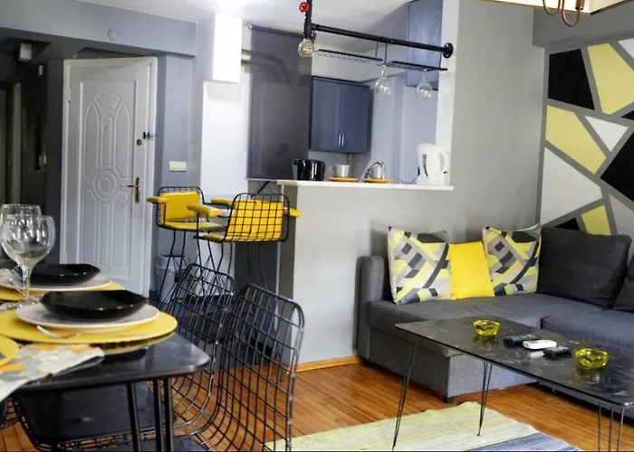 Sweet House In The Heart Of